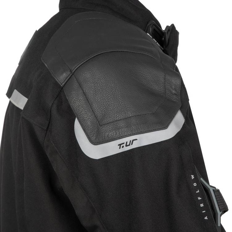 J-TWO BLACK – BLACK | T.UR