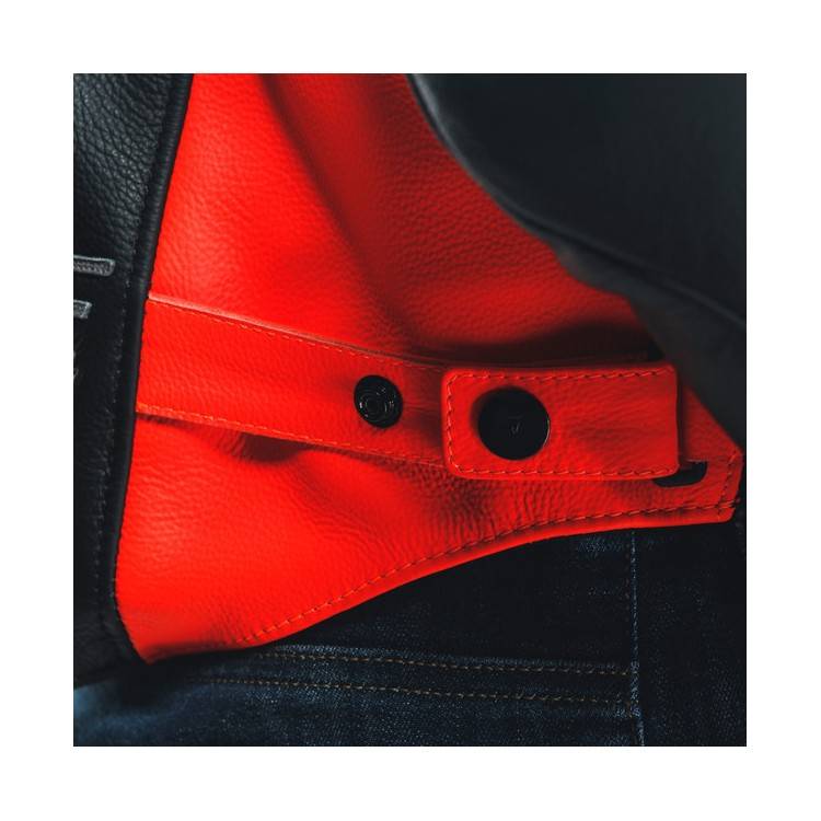 GIACCA RACING 4 PELLE LAVA RED BLACK | DAINESE