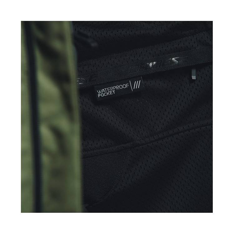 GIACCA LADAKH 3L D-DRY  ARMY-GREEN BLACK MAN | DAINESE
