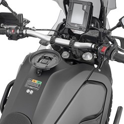 BF61 FLANGIA PER AGGANCIO BORSE SERBATOIO SU MOTO YAMAHA TENERÈ 700 DAL 2021 | GIVI