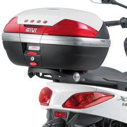 GIVI SUPPORTO PORTAPACCHI YAM.X-MAX 125-250 2010 CON P | GIVI | SR370