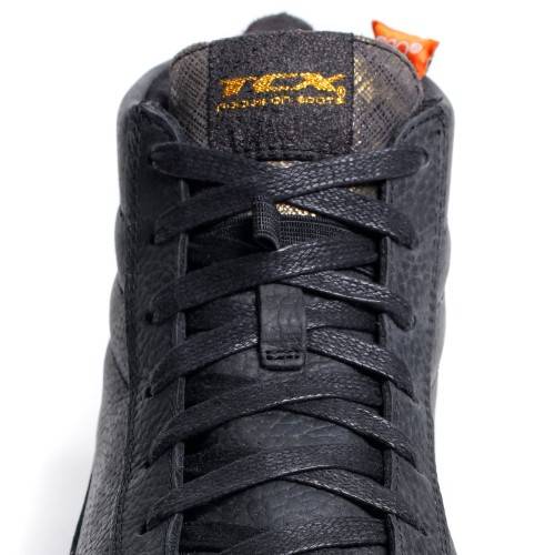 SCARPE DA MOTO STREET 3 LADY WP BLACK/BLACK/GOLD | TCX BOOTS