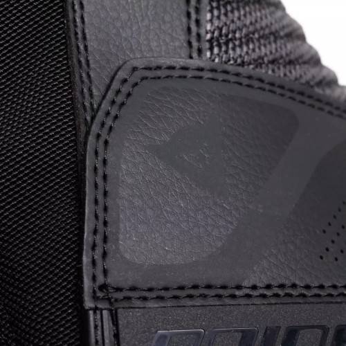 BLACKWING GORE-TEX® BOOTS | BLACK | DAINESE