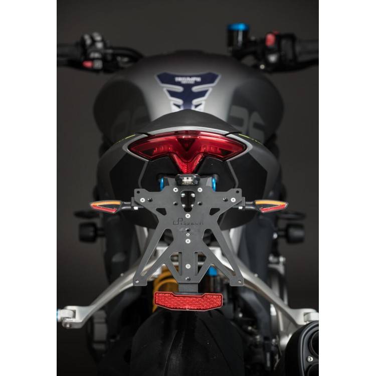 KTARTR108A1 | KIT PORTATARGA REGOLABILE PER TRIUMPH  | LIGHTECH