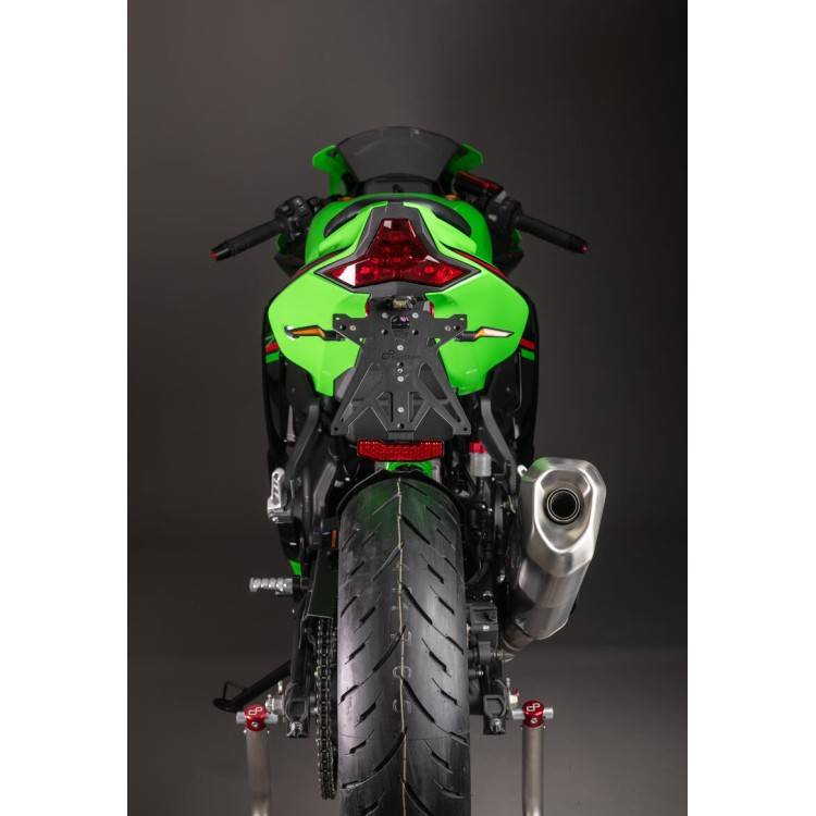 KTARKA125A1 | KIT PORTATARGA REGOLABILE PER KAWASAKI  | LIGHTECH