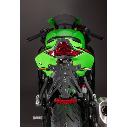 KTARKA125A1 | KIT PORTATARGA REGOLABILE PER KAWASAKI  | LIGHTECH
