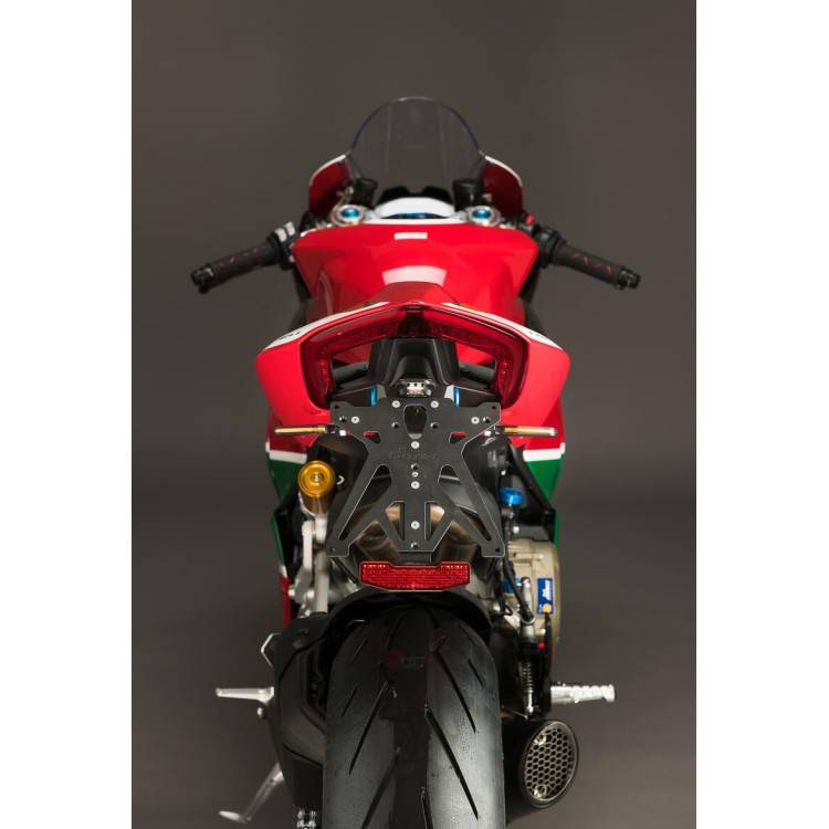 KTARDU113A1 | KIT PORTATARGA REGOLABILE PER DUCATI  | LIGHTECH