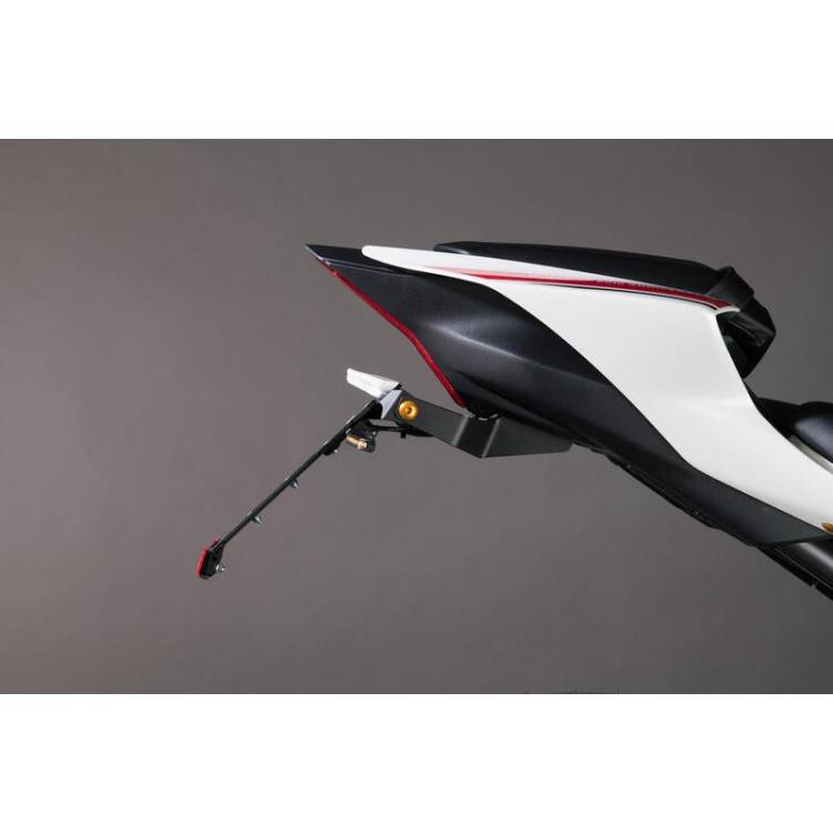 KTARYA131A1 | KIT PORTA TARGA REGOLABILE PER YAMAHA  | LIGHTECH