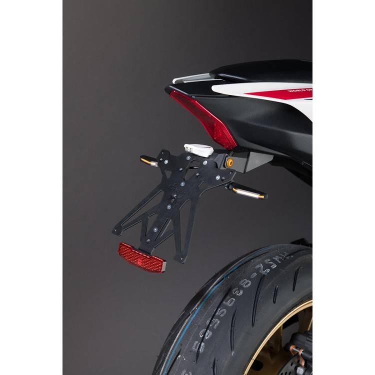 KTARYA131A1 | KIT PORTA TARGA REGOLABILE PER YAMAHA  | LIGHTECH