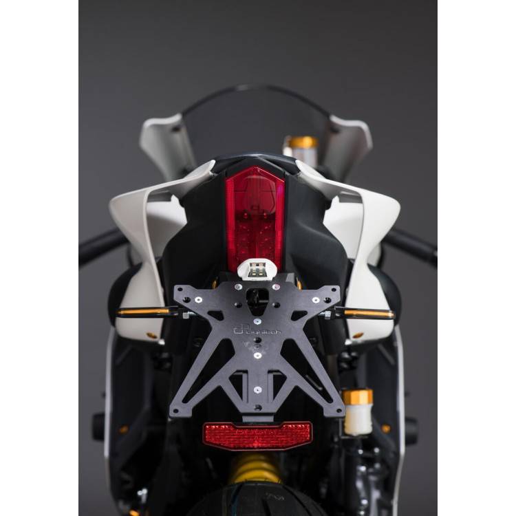 KTARYA131A1 | KIT PORTA TARGA REGOLABILE PER YAMAHA  | LIGHTECH