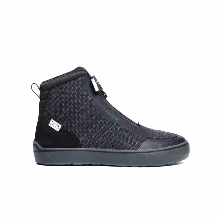 SCARPE IKASU 2 WP BLACK/WHITE | TCX BOOTS