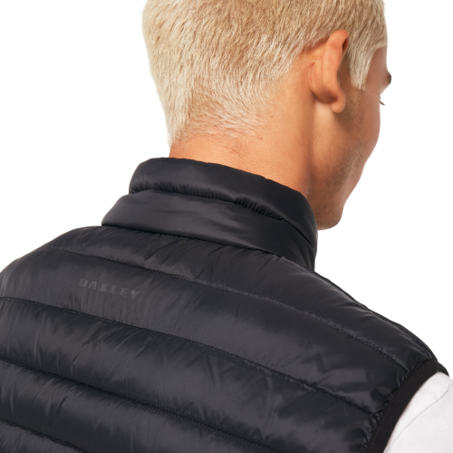 OAKLEY OMNI THERMAL VEST BLACKOUT